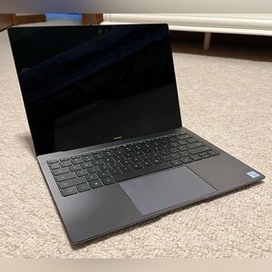 Huawei MateBook X Pro Signature Edition in good working condition